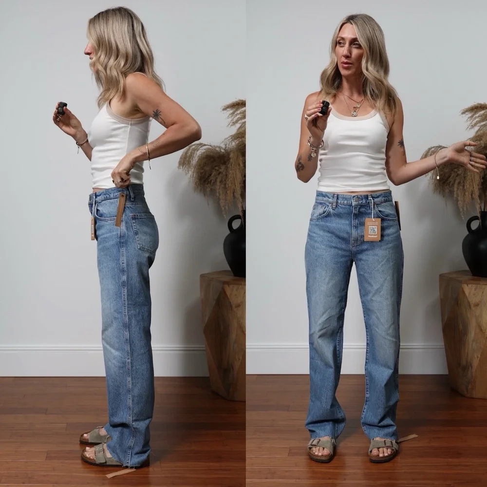 Reformation Val 90s Mid Rise Straight Jeans in Colorado - Picture 2 of 10